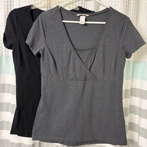 H&M Mama Nursing Tops size medium Set of Two